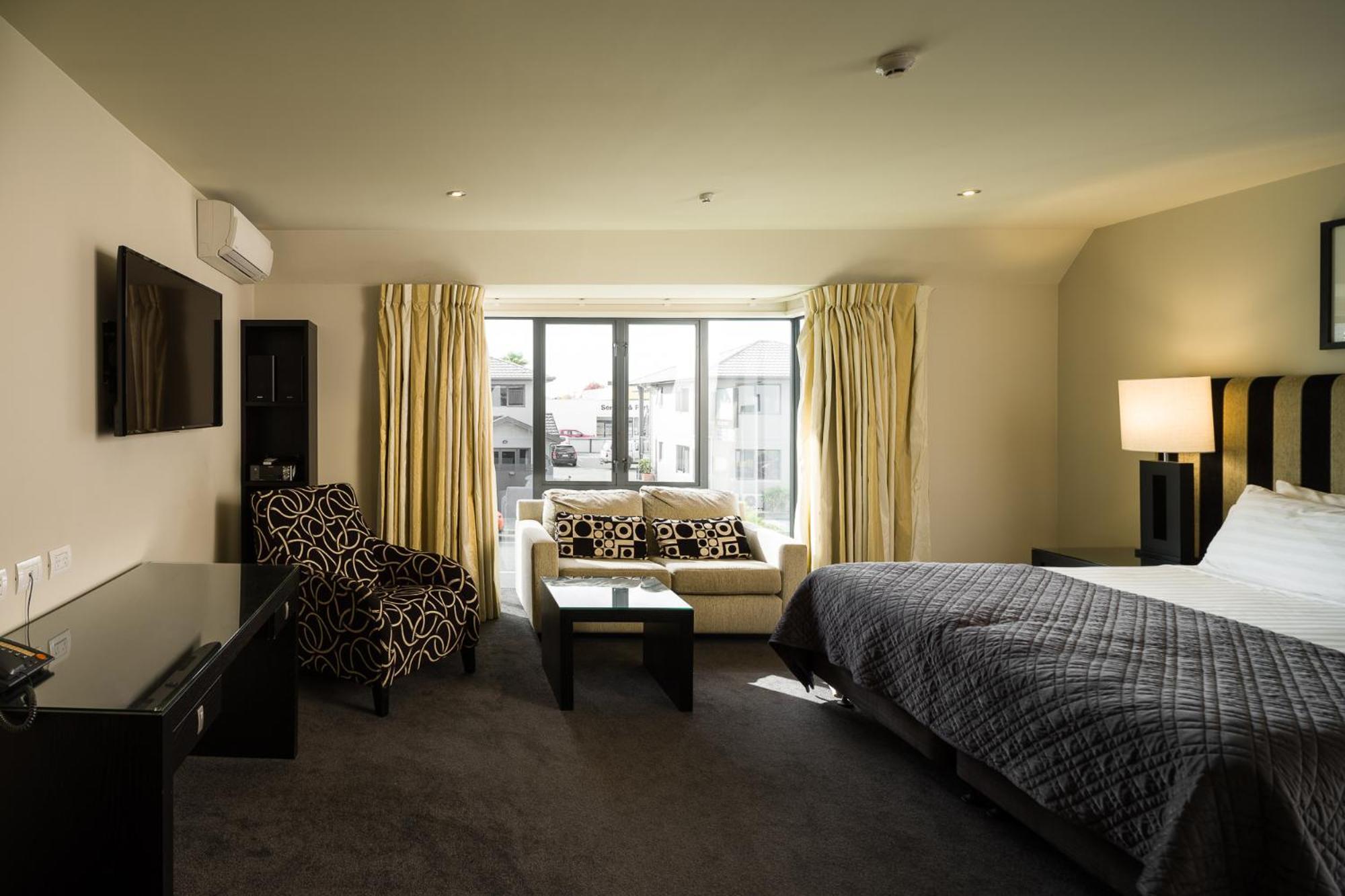 马尔伯勒城堡酒店 布伦海姆 外观 照片 A suite at the hotel