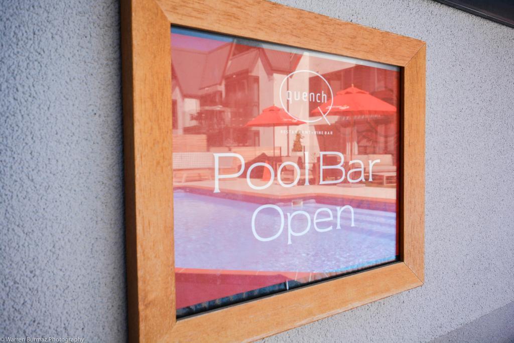 马尔伯勒城堡酒店 布伦海姆 外观 照片 A digital signage screen